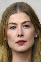 Розамунд Пайк