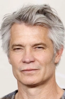 Тимоти Олифант