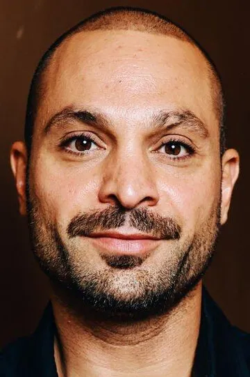 Фотография актёра Майкл Мэндо