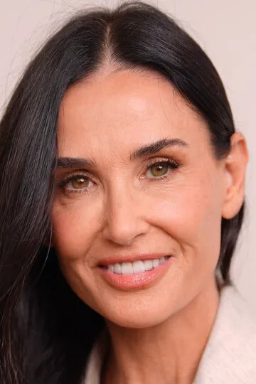 Фотография актёра Деми Мур