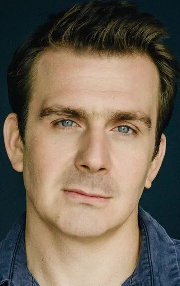 Фотография актёра Антон Васильев