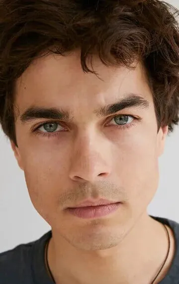 Фотография актёра Константин Белошапка