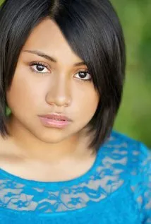 Фотография актёра Эмбер Альварес