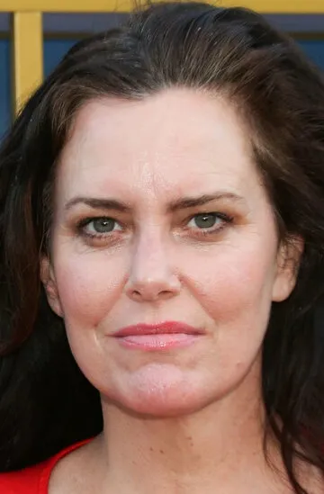 Фотография актёра Айони Скай