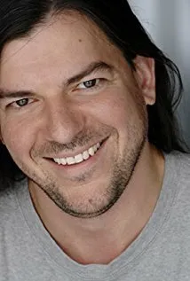 Фотография актёра Том Уэйлэнд