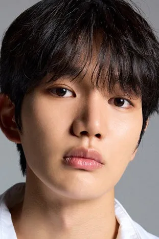 Фотография актёра Юн Сан-хён