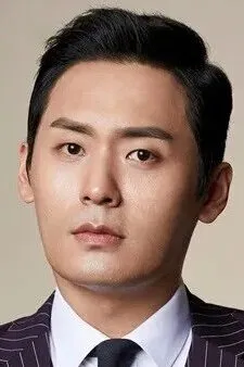 Фотография актёра Чхве Дэ-хун