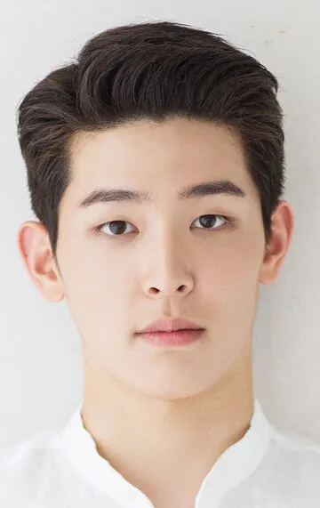 Фотография актёра Ли Щи-у