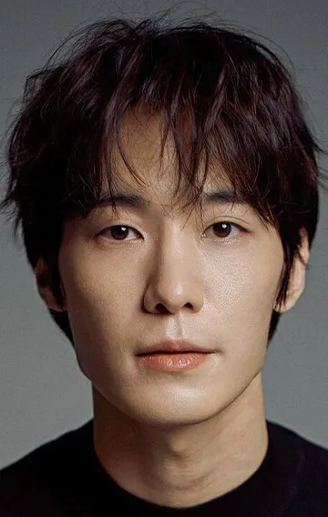 Фотография актёра Чан Рюль