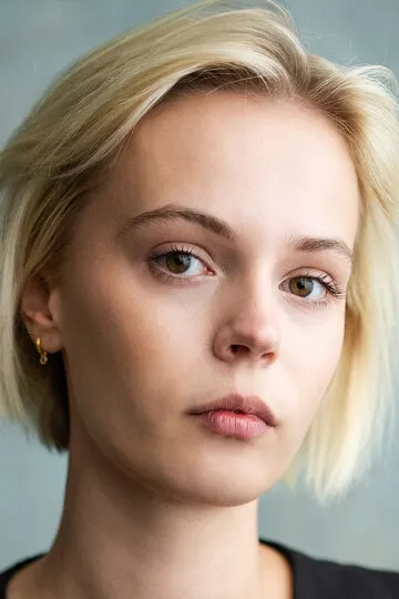 Фотография актёра Элла Мэйси Первис