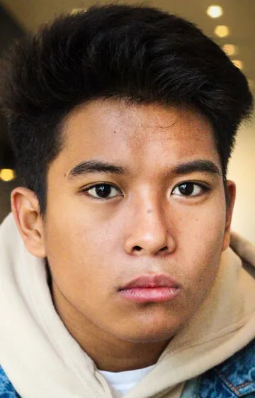 Фотография актёра Алек Карлос