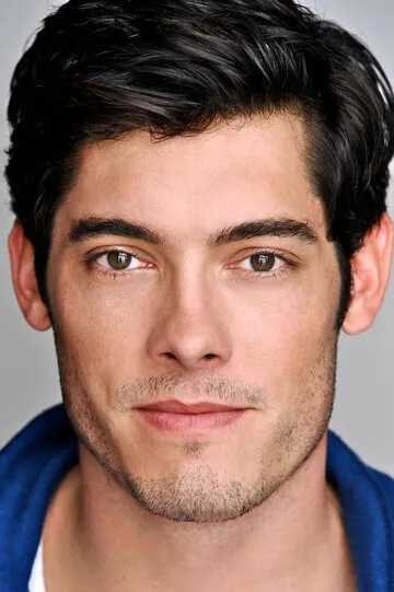 Фотография актёра Мэтт Уилльям Ноулз