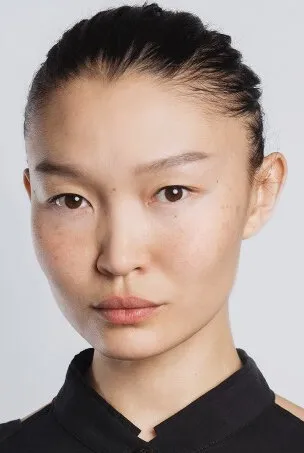 Фотография актёра Евгения Манджиева