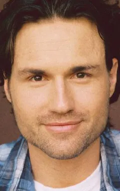 Фотография актёра Маршалл Кук