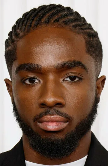 Фотография актёра Калеб Маклафлин