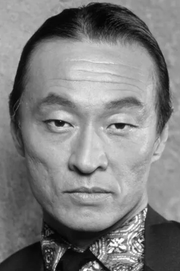 Фотография актёра Кэри-Хироюки Тагава